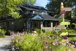 Whispering Pines Bed & Breakfast - Jackson's Point, Ontario (Lake Simcoe)